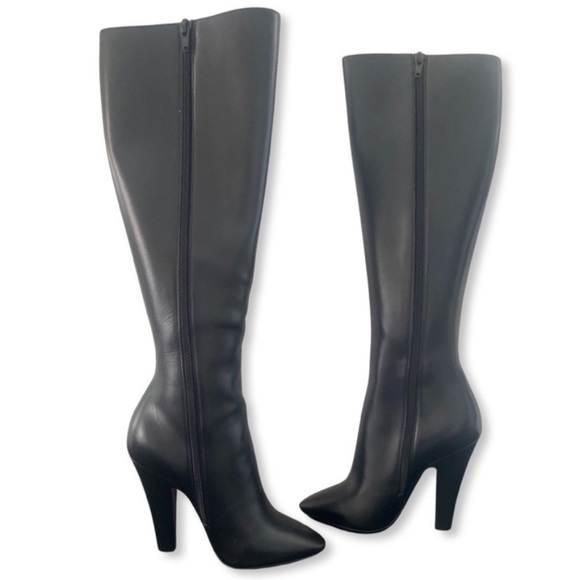 Black Leather Saint Laurent 68 boot with 110 heel - Picture 2 of 8